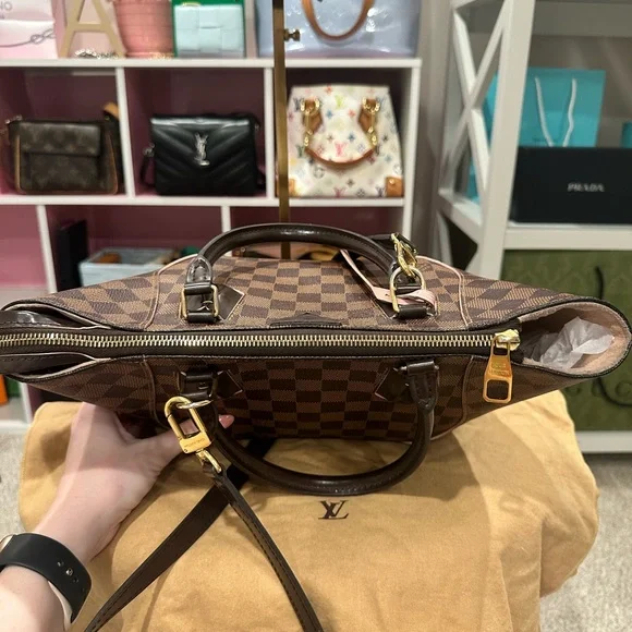 Louis Vuitton Caissa Damier Ebene PM - Picture 9 of 16